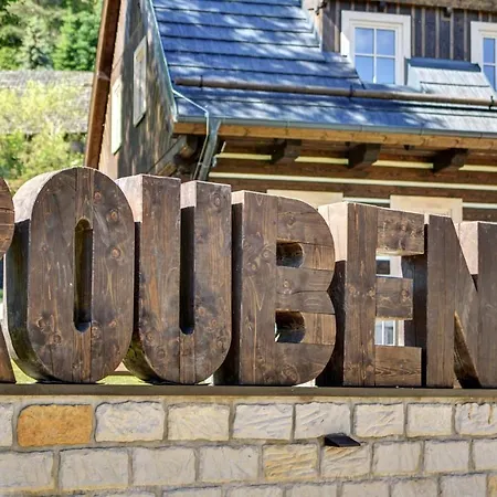 Roubenka Pod Troskami Apartment Ktova
