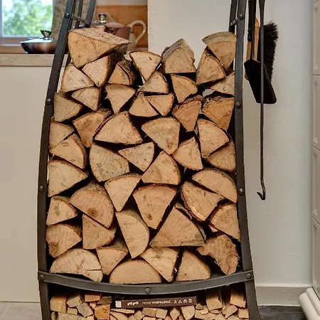 Roubenka Pod Troskami * Ktova